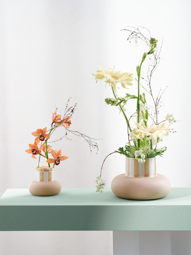 vase, mushroom