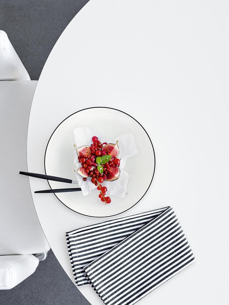 dessertteller, ligne noire