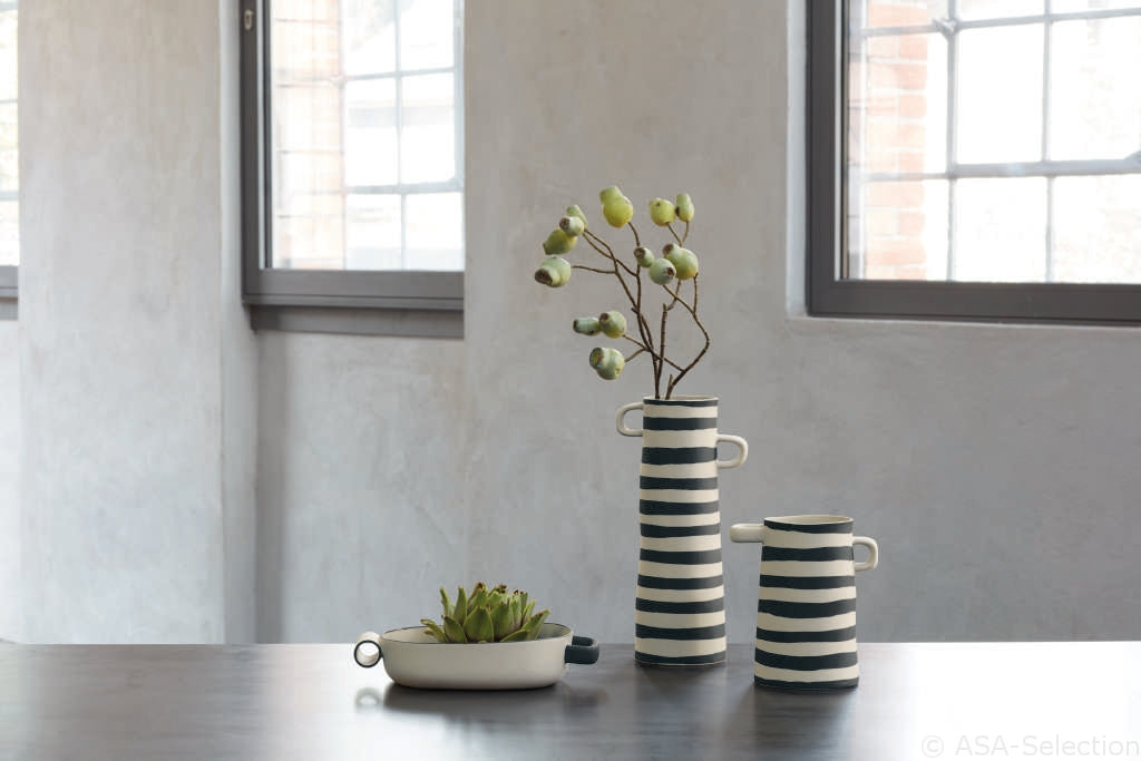 vase