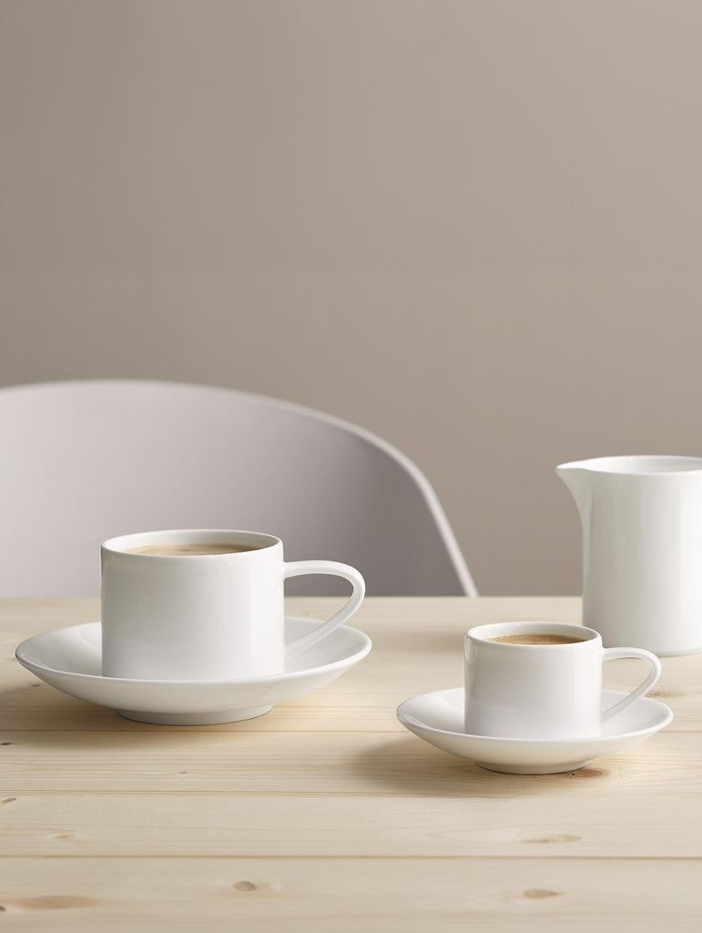 tasse mit unterteller