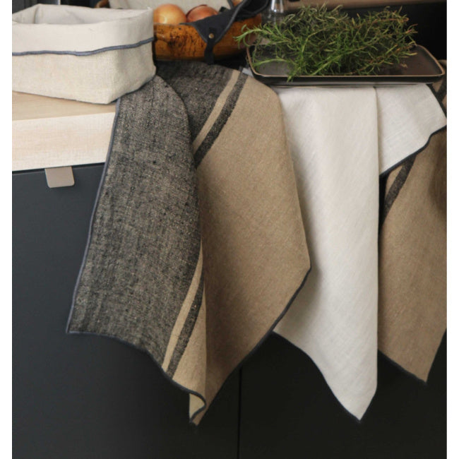 Knitted kitchen towel, light khaki