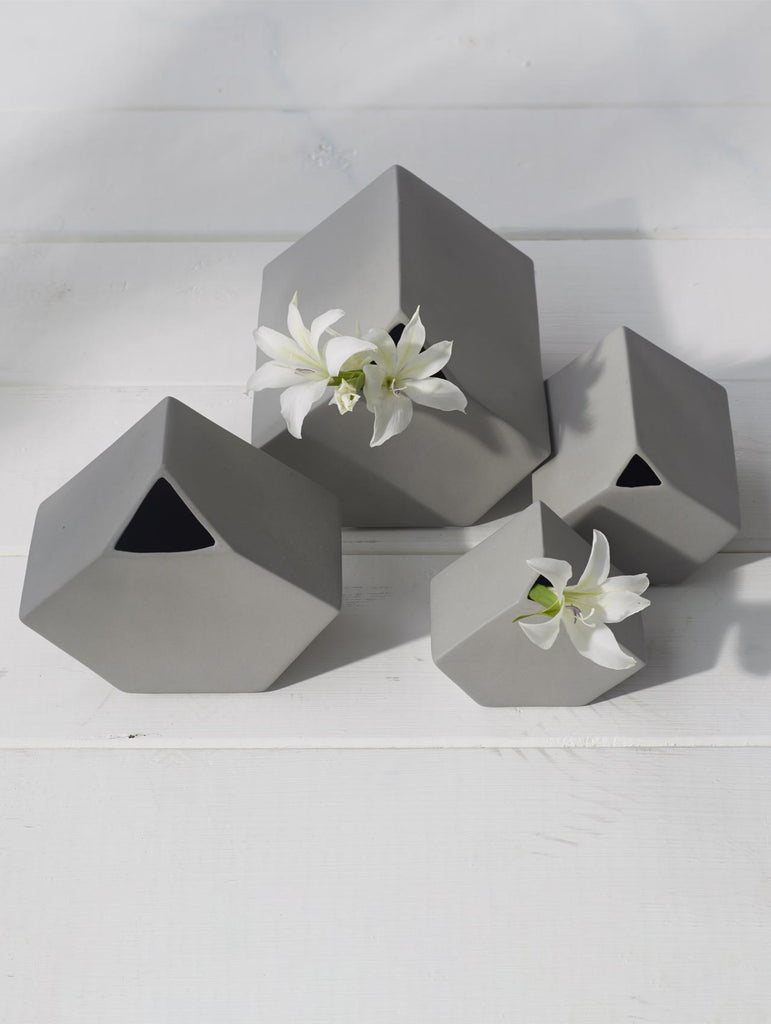 vase eckig, cement